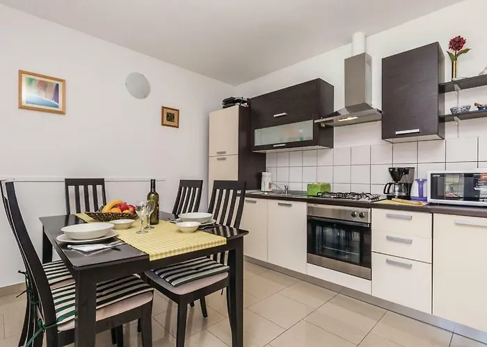 Apartamento Duplic Povljana